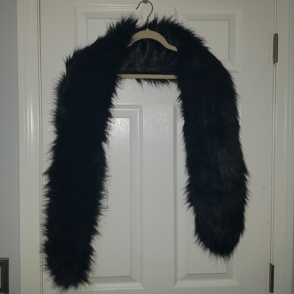 Forever 21 Faux Fur Wrap
